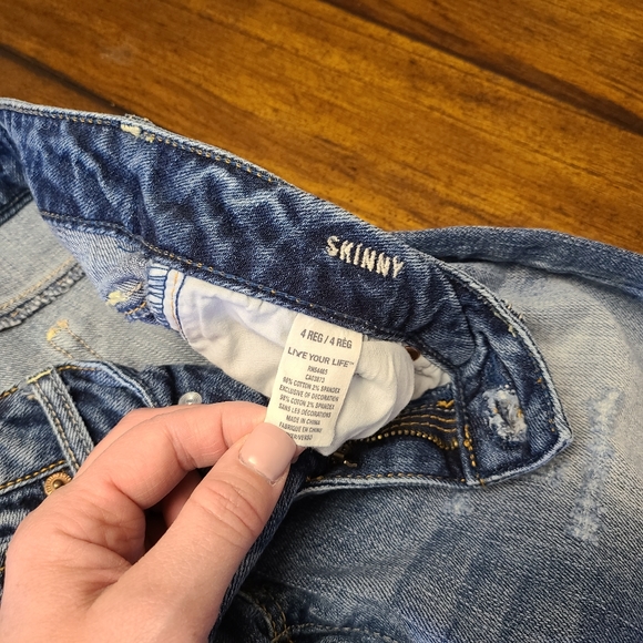 American Eagle Cropped jeans - Picture 3 of 3